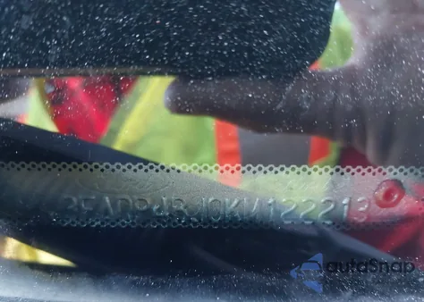 2019 Ford Fiesta Se z USA, uszkodzony, nr VIN 3FADP4BJ0KM122213